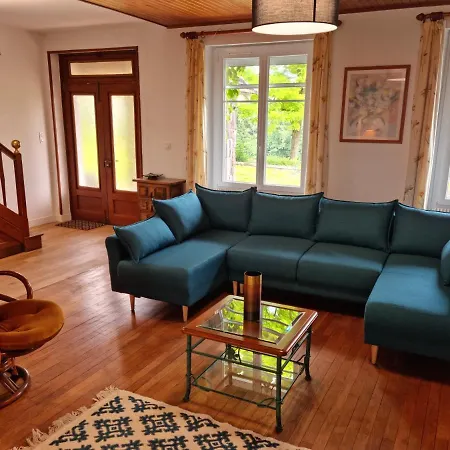 Grande maison escapade au bord de la riviere Touvre Chambre photo