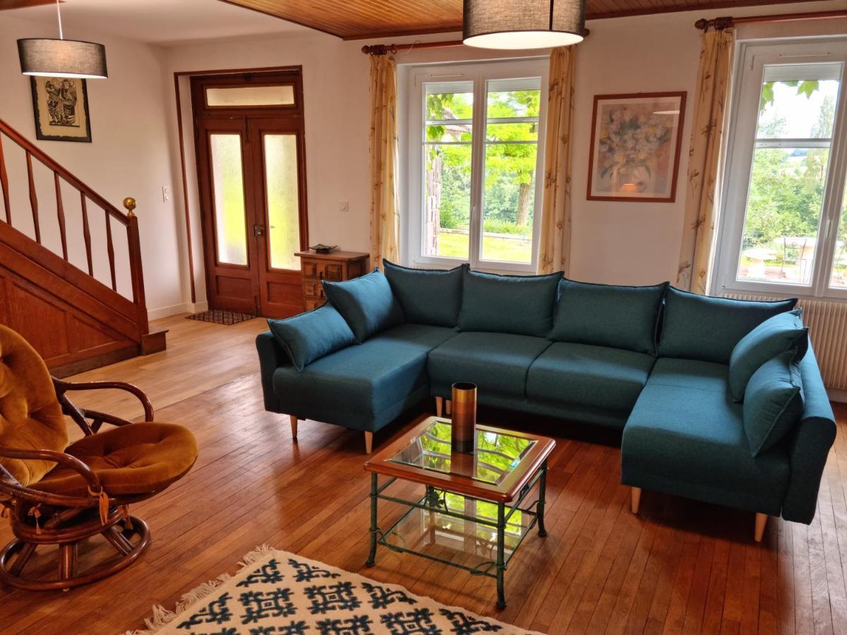 Holiday home Grande Maison Escapade Au Bord De La Riviere